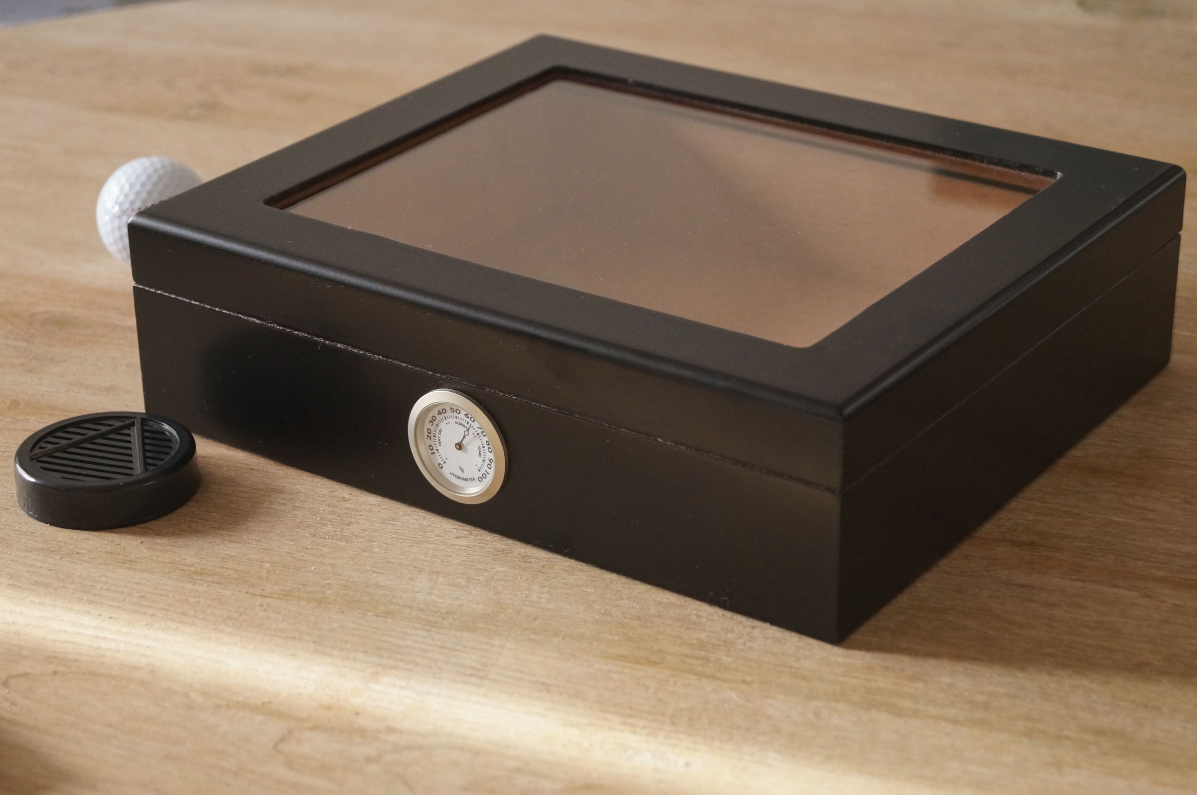 2nd Choice GERMANUS Cigar Humidor - Mensalla for ca. 30 cigars with window - Black