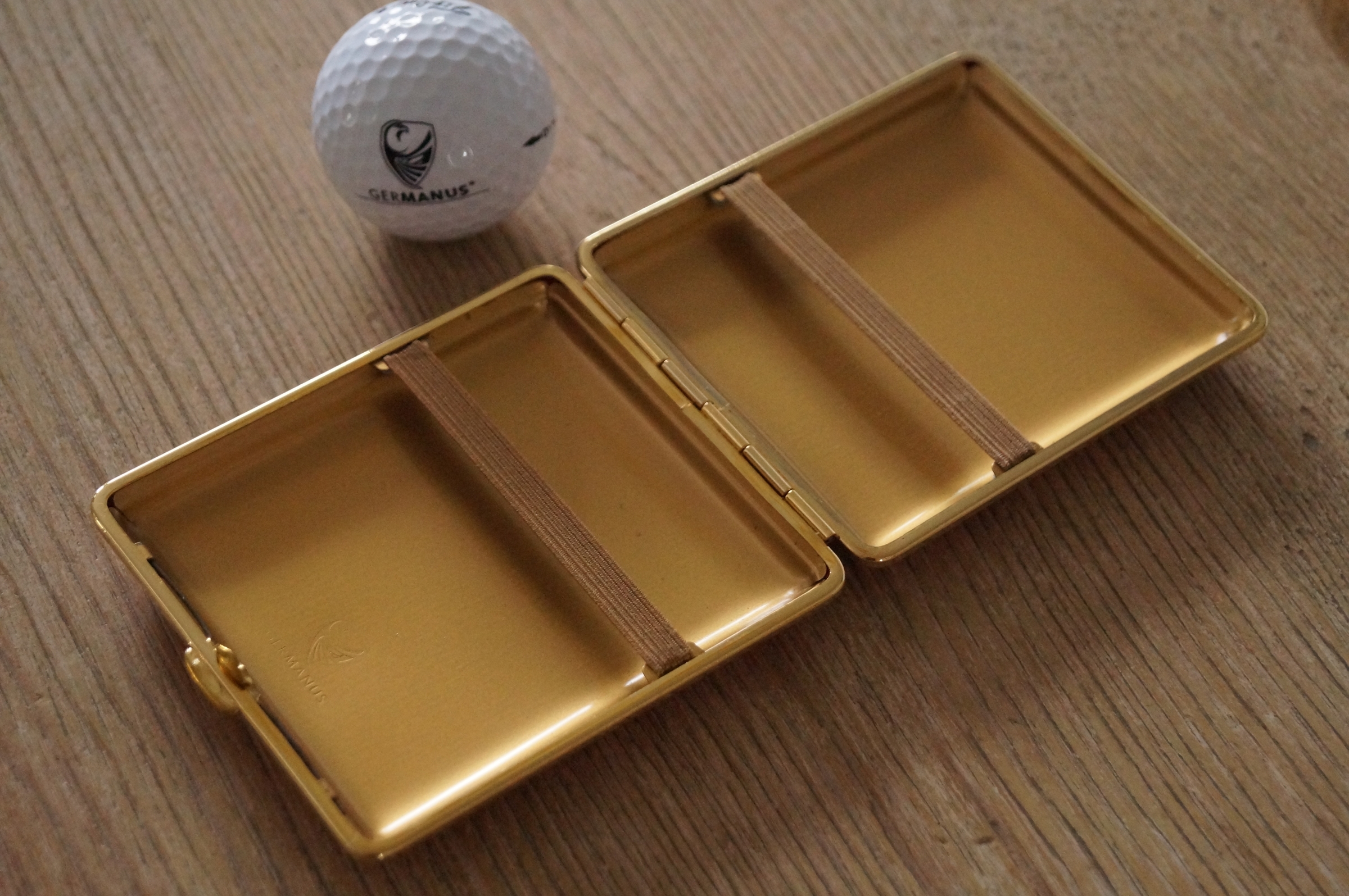 GERMANUS Cigarette Case Metal with Calf Leather Application - Made in Germany - Design Gold Leather