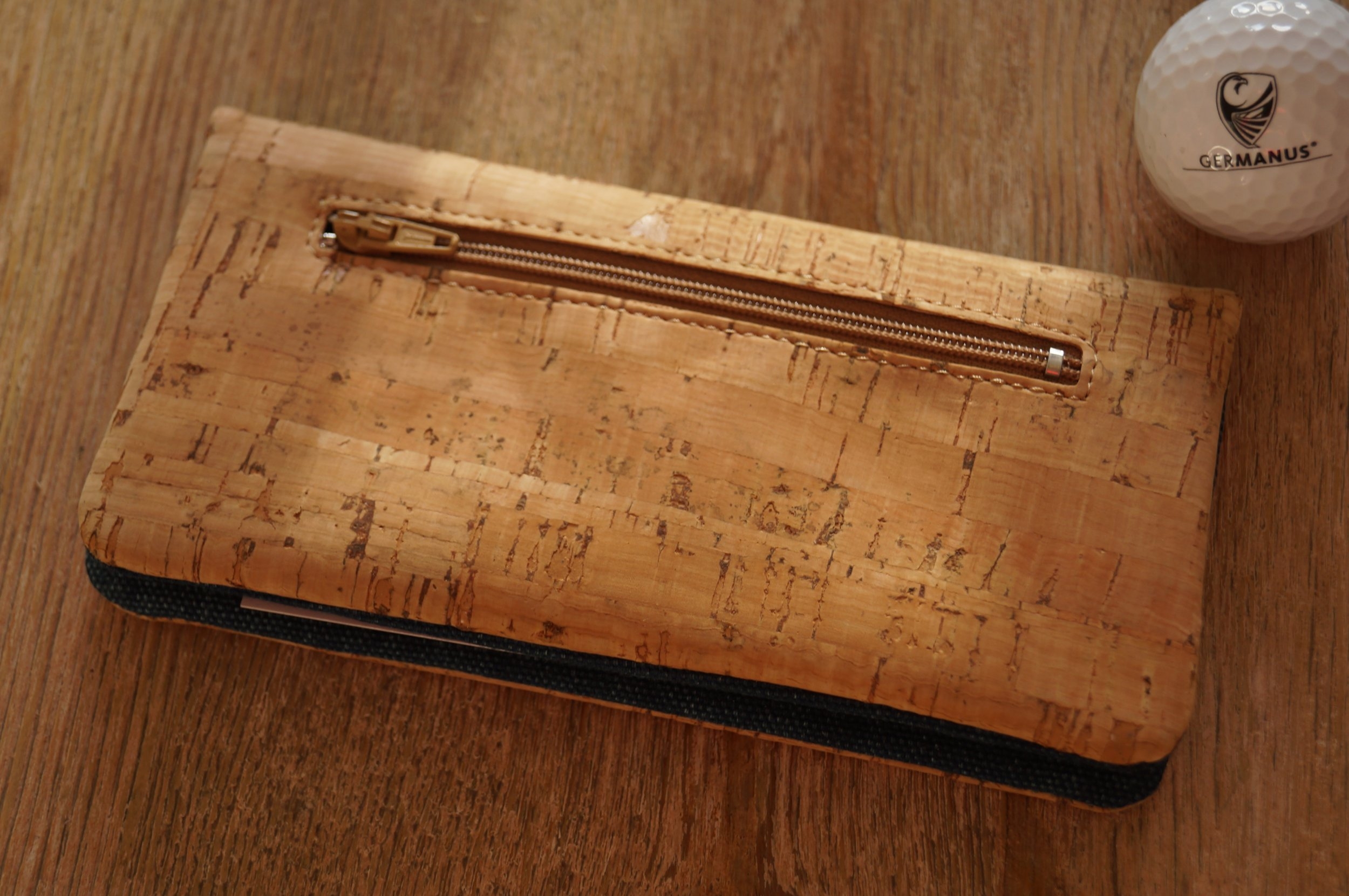 GERMANUS Tabaktasche Pouch - Cork aus Kork - Blau