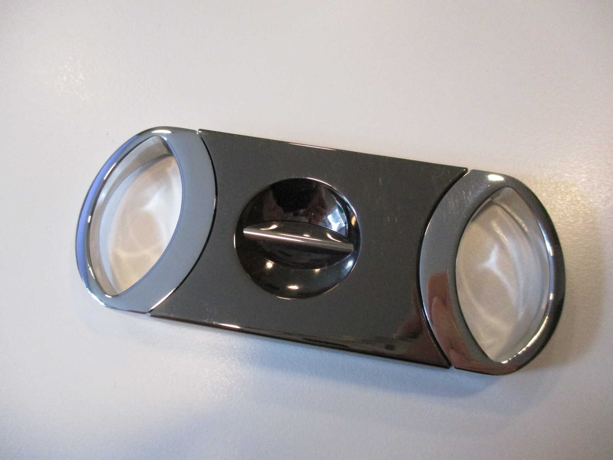 GERMANUS Zigarren V-Cutter Kerbschneider mit V-Cut, silbergrau