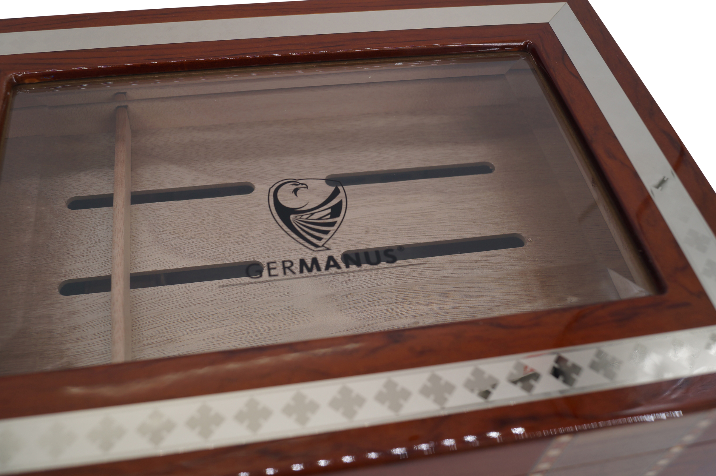 GERMANUS Humidor Glassroof MVI